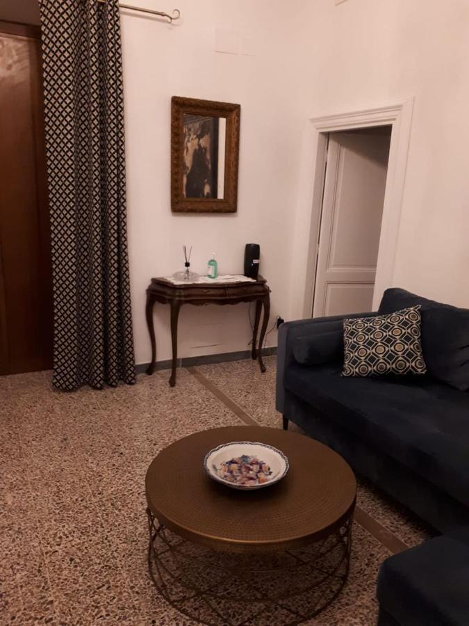 דירות בראצ'יאנו La Casa Sotto Il Castello מראה חיצוני תמונה