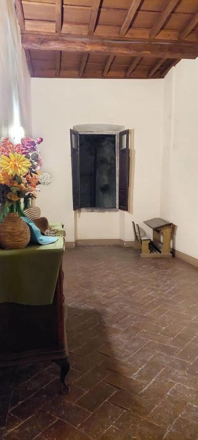 דירות בראצ'יאנו La Casa Sotto Il Castello מראה חיצוני תמונה